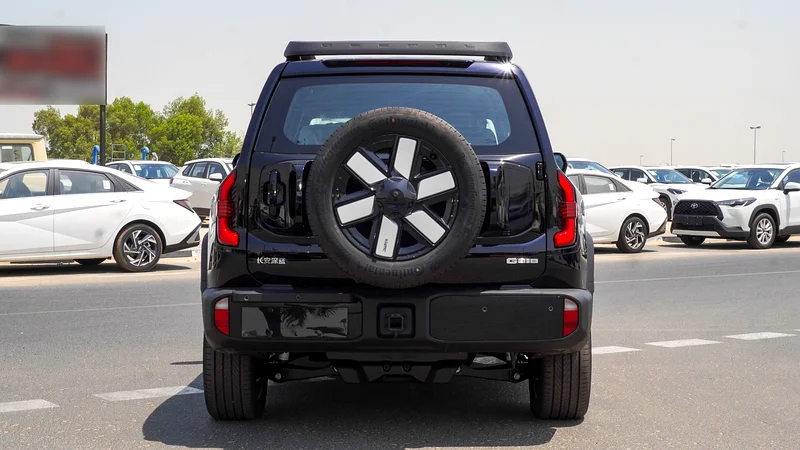 Brand New Changan Deepal Air Suspension 2024 1.5L 4WD Petrol |Black/Black |N-DEP-AS-1.5-24 | LOCAL - Image 5