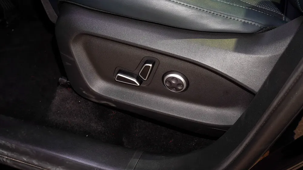 Brand New Changan Deepal Air Suspension 2024 1.5L 4WD Petrol |Black/Black |N-DEP-AS-1.5-24 | LOCAL - Image 9