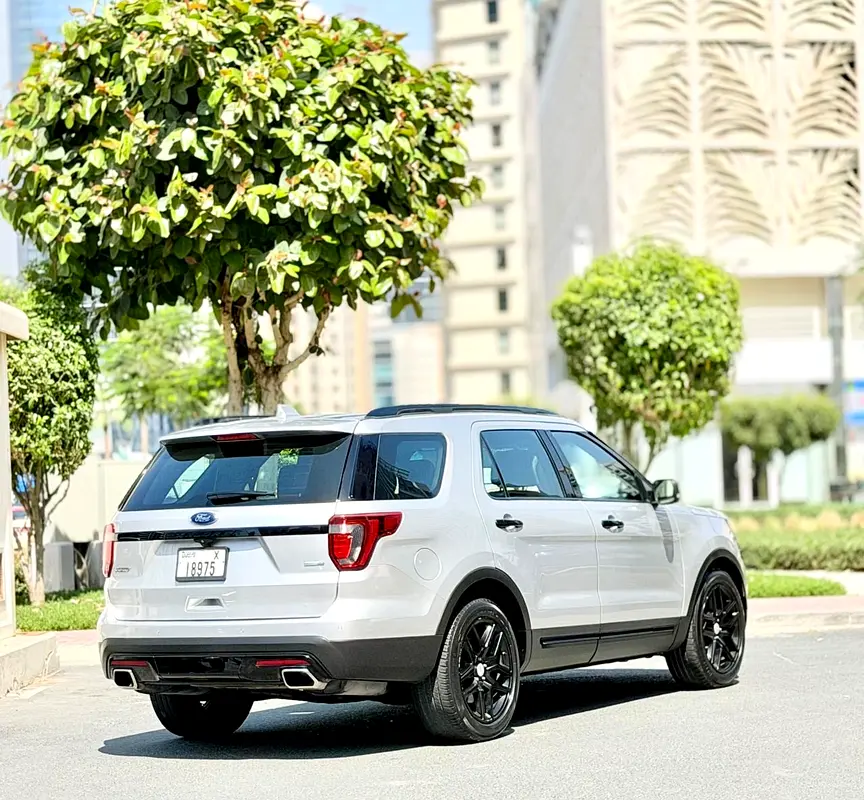 Ford Explorer Sport 2017 GCC Specs - High Performance SUV - Image 4
