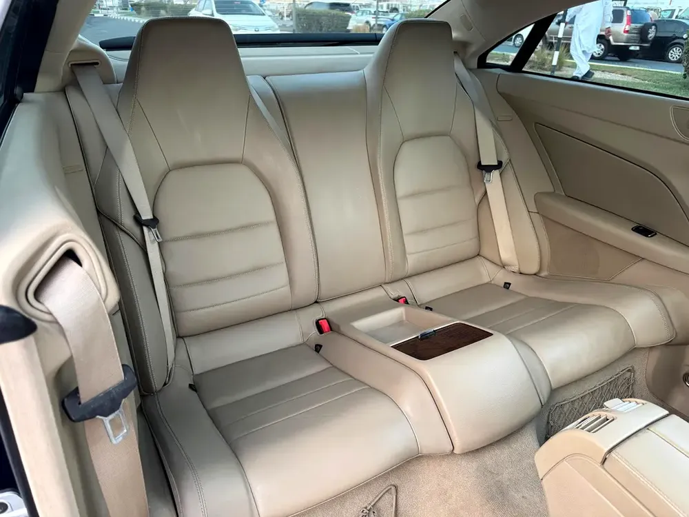 Mercedes-Benz E 550,V8 Coupe 2011, Japanese Specs, Excellent Condition - Image 14