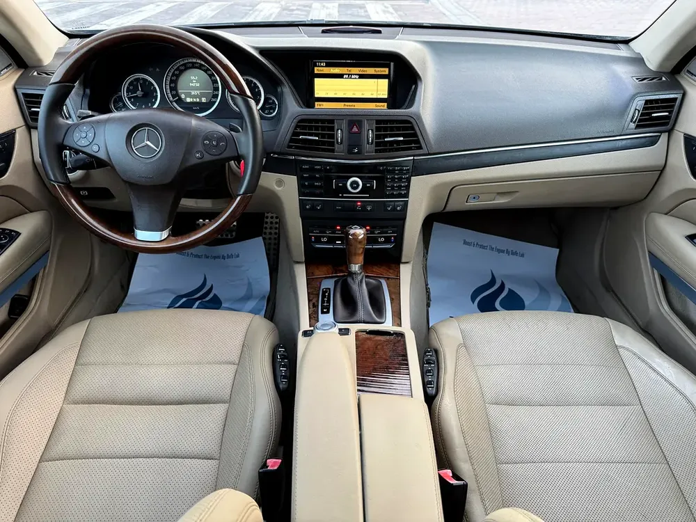Mercedes-Benz E 550,V8 Coupe 2011, Japanese Specs, Excellent Condition - Image 9