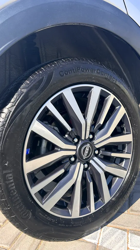 Nissan Kicks SL 2023 - Image 5