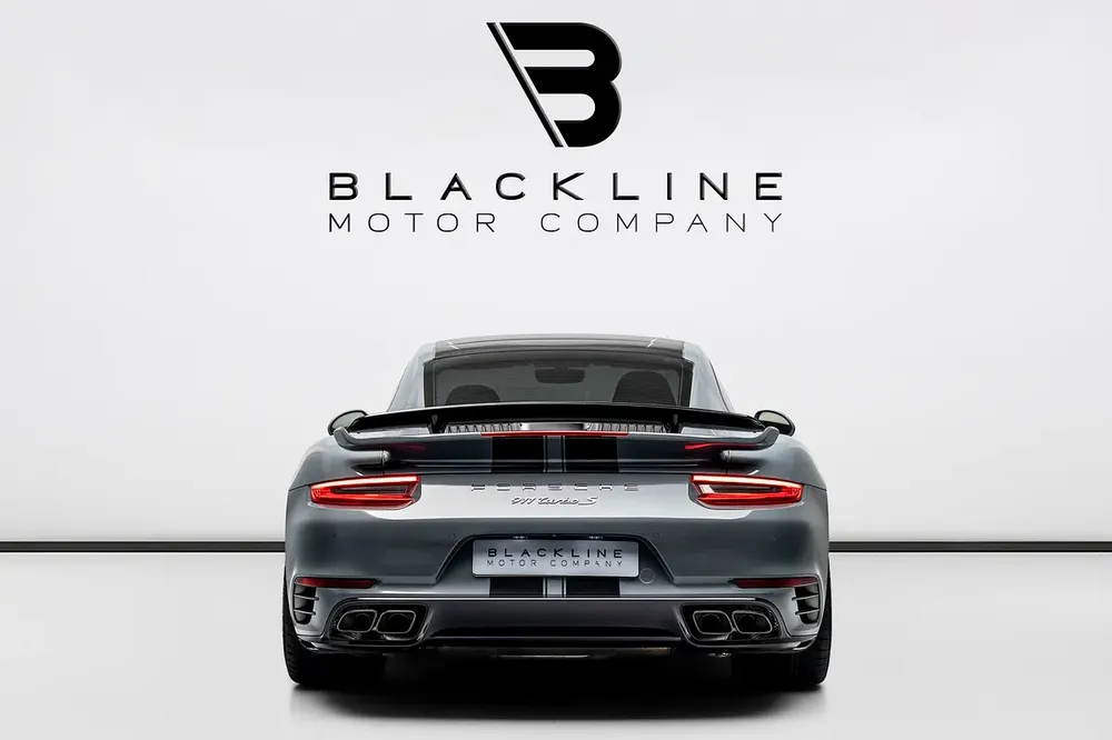 SUMMER STARTS NOW | EXCLUSIVE DEAL BY BLACKLINE, 2017 Porsche 911 Turbo S, Porsche Warranty, GCC - Image 4