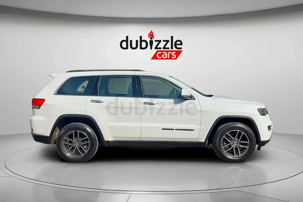 AED 925/month | 2018 Jeep Grand Cherokee  | GCC Specs | Ref#462372 - Image 4