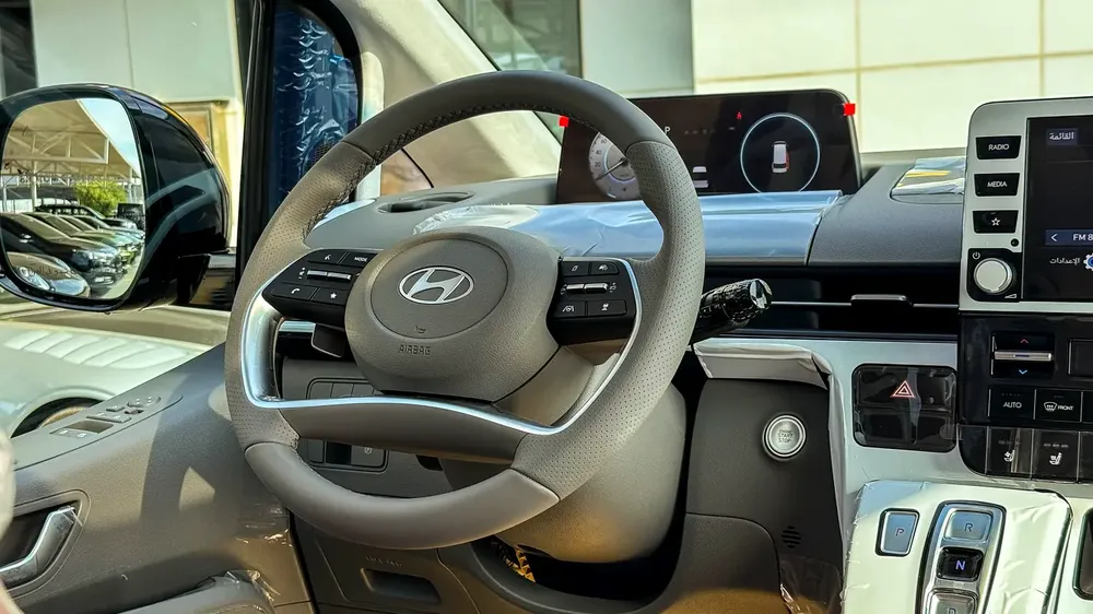 Hyundai Staria Premium 3.5L V6 GCC Brand New 2026 For Export - Image 15