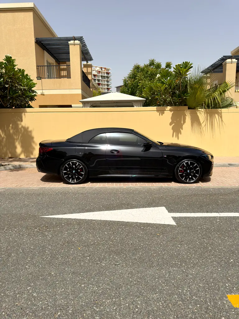 2025 BMW 430i Convertible | GCC Specs | 5 Years Agency + Warranty | No Accidents | No Paint - Image 4