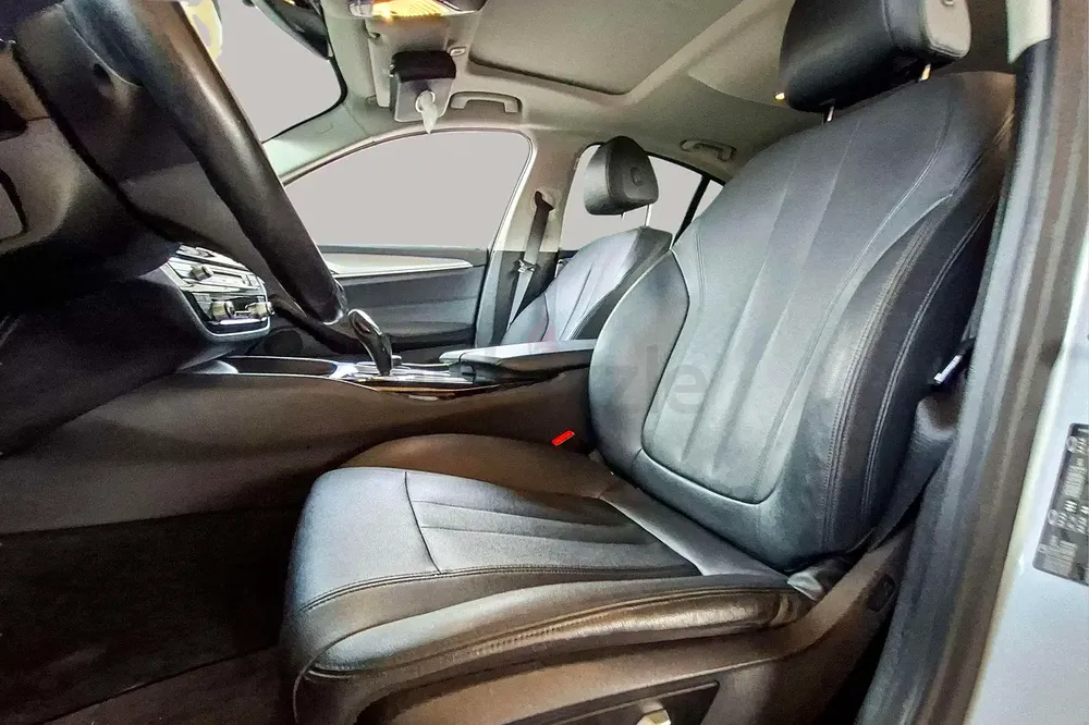 AED 1444/month | 2020 BMW 5-Series 520i | GCC Specs | Ref#419866 - Image 11