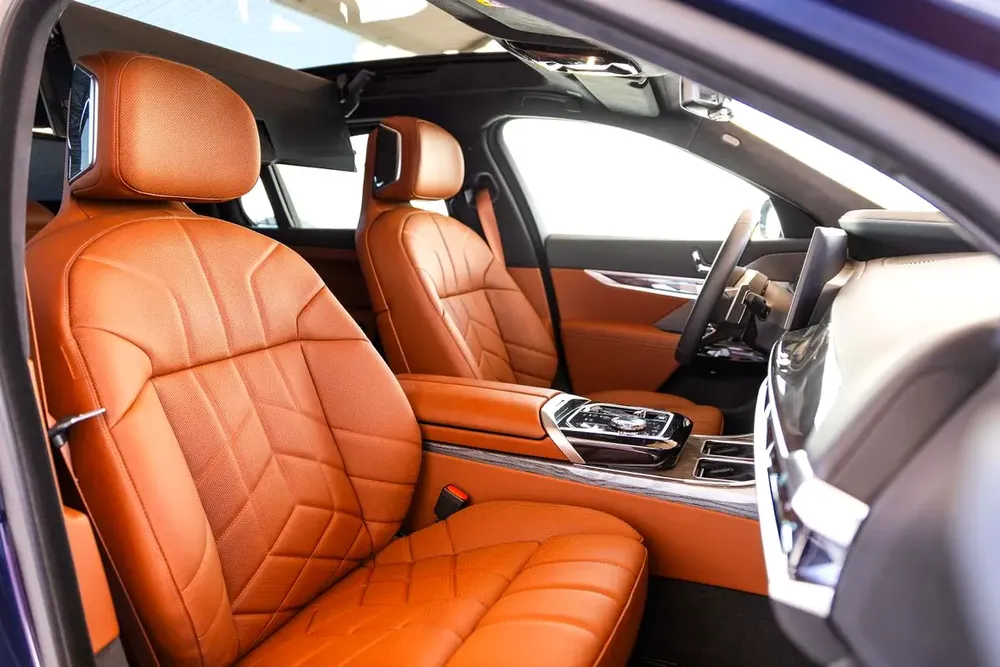 BMW 740i M Sport Individual – 2026 | GCC | Only 3,745 KM | AED 449,000 - Image 10
