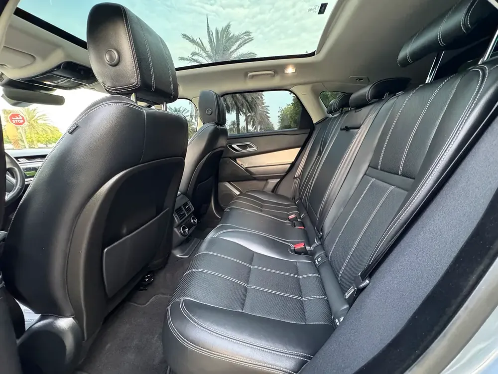 2020 Land Rover Range Rover Velar P250 S - GCC Specs - Image 11