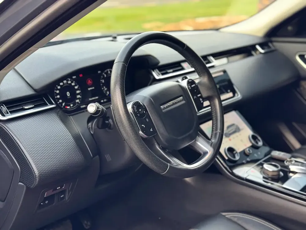 2020 Land Rover Range Rover Velar P250 S - GCC Specs - Image 17