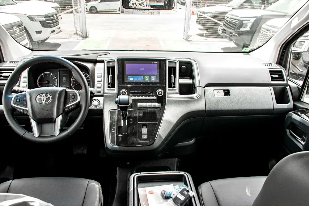 Toyota Granvia 2026 GCC Specs - Brand New Luxury Van - Image 6