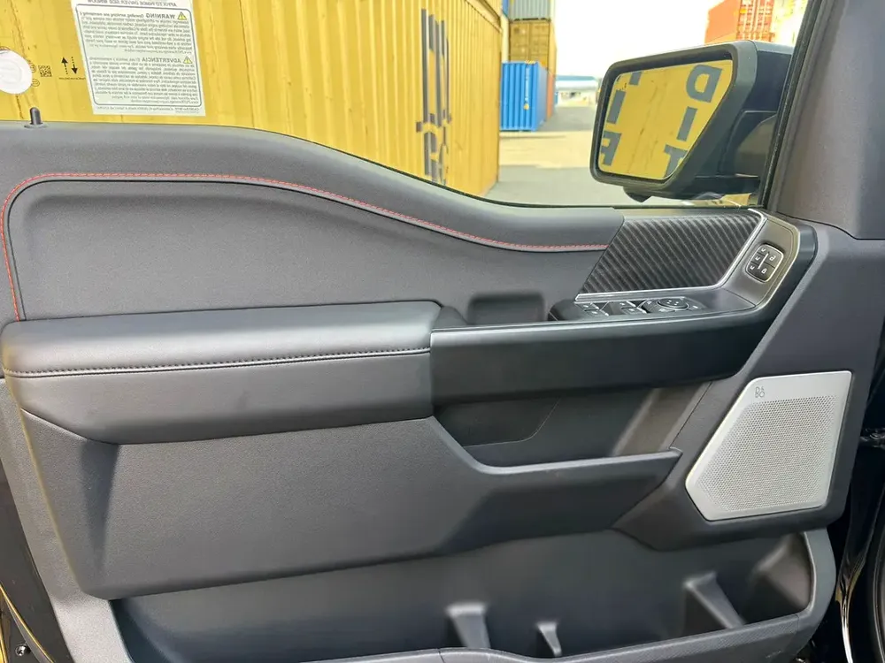MODEL 2025 FORD F-150 RAPTOR - Image 18