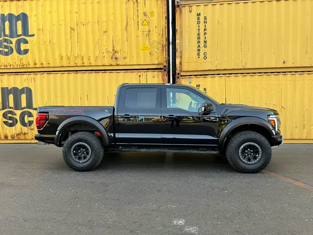 MODEL 2025 FORD F-150 RAPTOR - Image 5