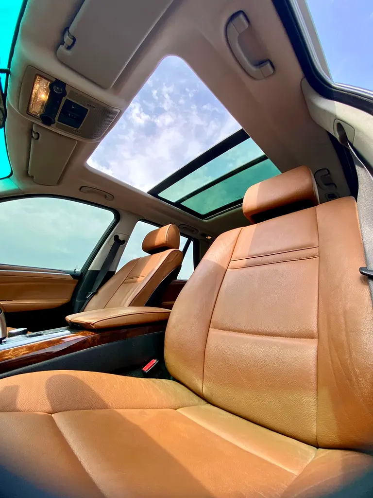 7 SEATER 2008 BMW X5 xDrive 35i || GCC || single owner since new || FULL OPTION ready to drive - Image 13