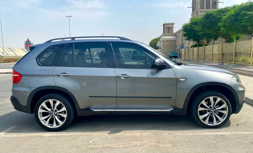 7 SEATER 2008 BMW X5 xDrive 35i || GCC || single owner since new || FULL OPTION ready to drive - Image 15