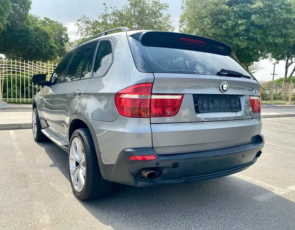7 SEATER 2008 BMW X5 xDrive 35i || GCC || single owner since new || FULL OPTION ready to drive - Image 6