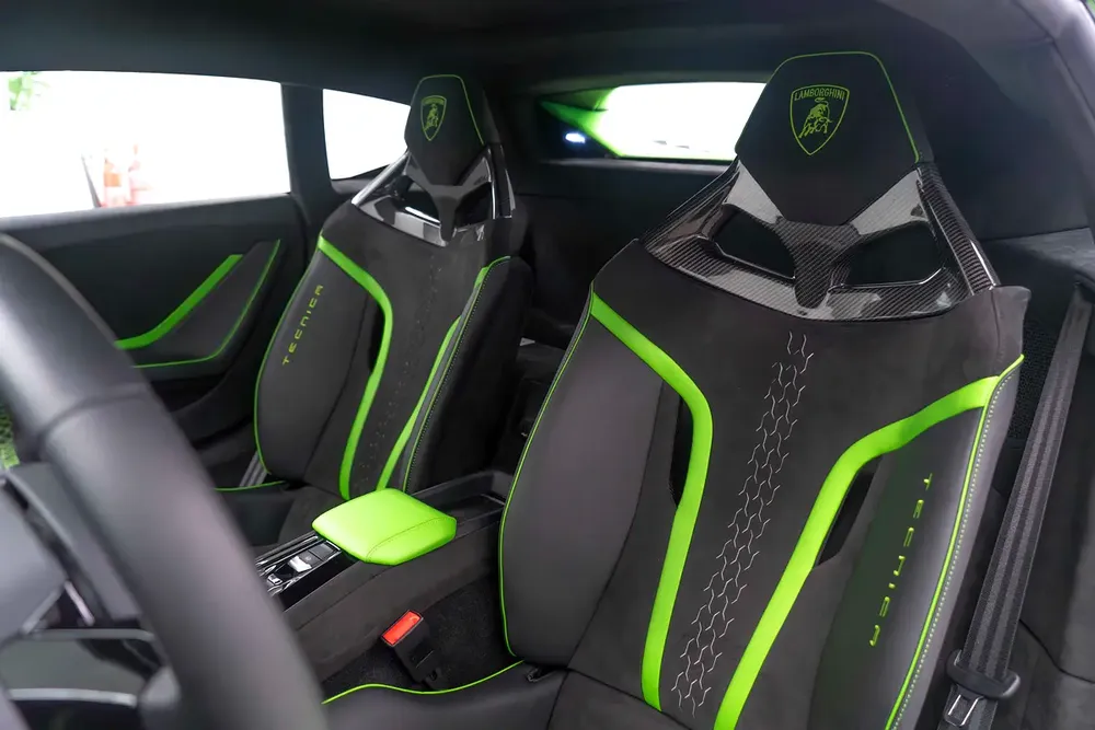 2023 LAMBORGHINI HURACAN TECHNICA / RACING SEATS / CARBON FIBRE - Image 11
