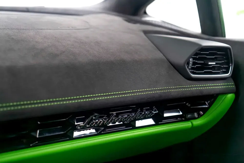 2023 LAMBORGHINI HURACAN TECHNICA / RACING SEATS / CARBON FIBRE - Image 13