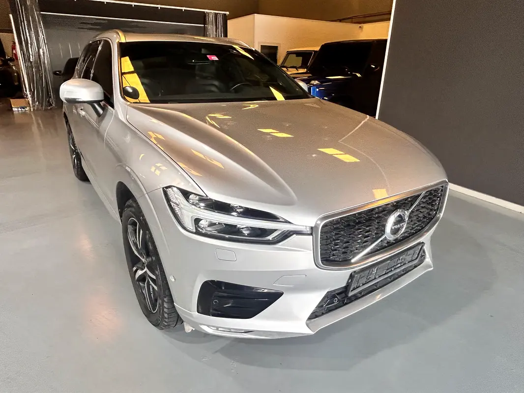 Stunning Volvo XC60 T5 R-Design 2018 | GCC Specs | Low Mileage