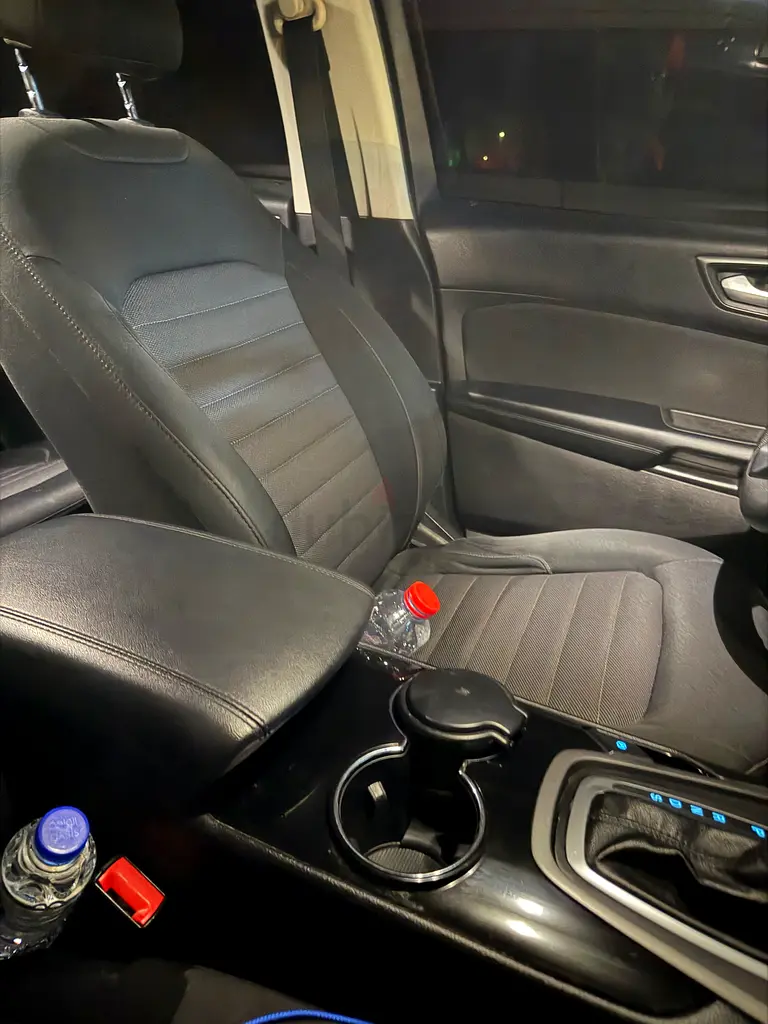 Ford Edge Limited 2017 GCC Specs - Well Maintained - Image 5