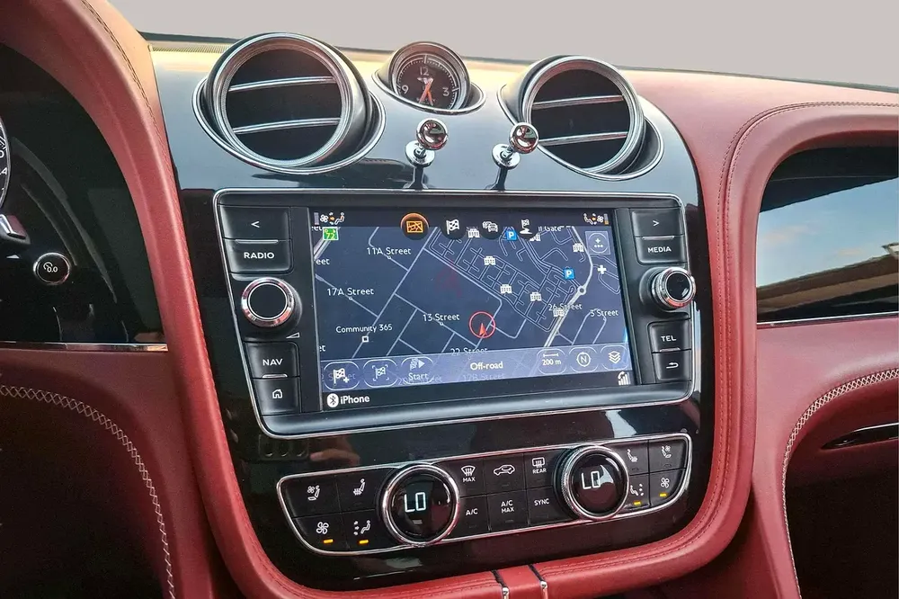 AED 4862/month | 2019 Bentley Bentayga W12 Mulliner | GCC Specs | Ref#413174 - Image 13