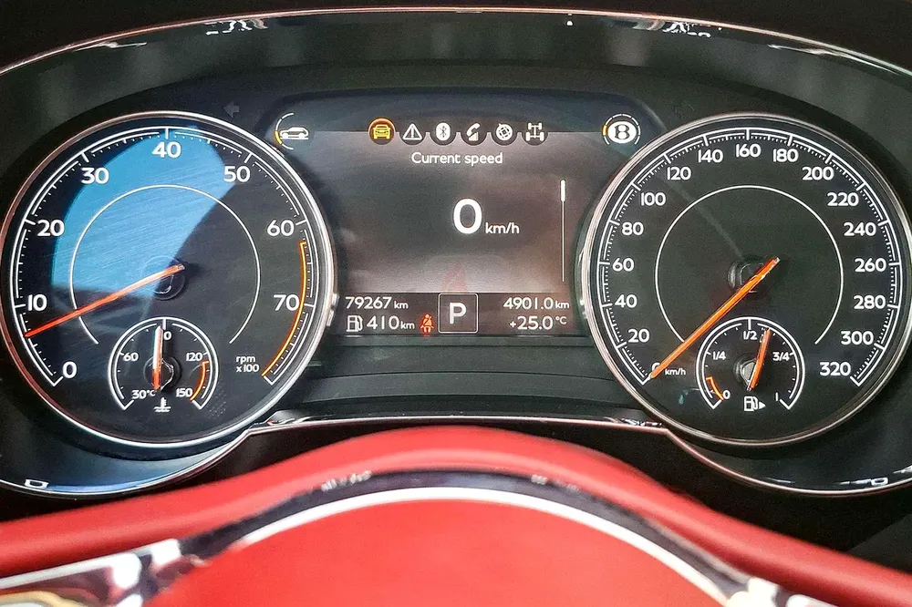 AED 4862/month | 2019 Bentley Bentayga W12 Mulliner | GCC Specs | Ref#413174 - Image 15
