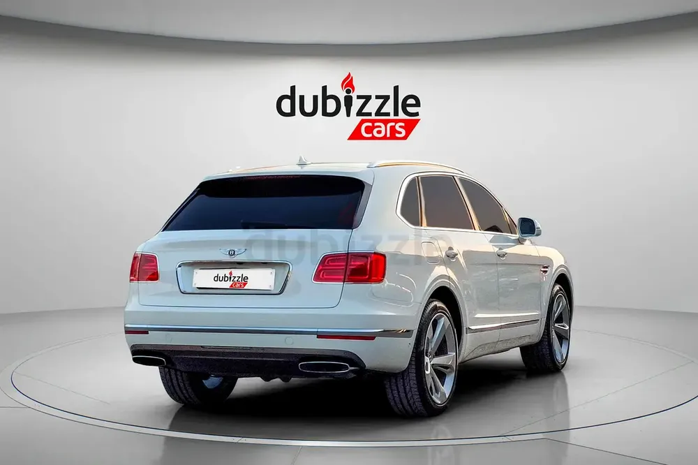AED 4862/month | 2019 Bentley Bentayga W12 Mulliner | GCC Specs | Ref#413174 - Image 6