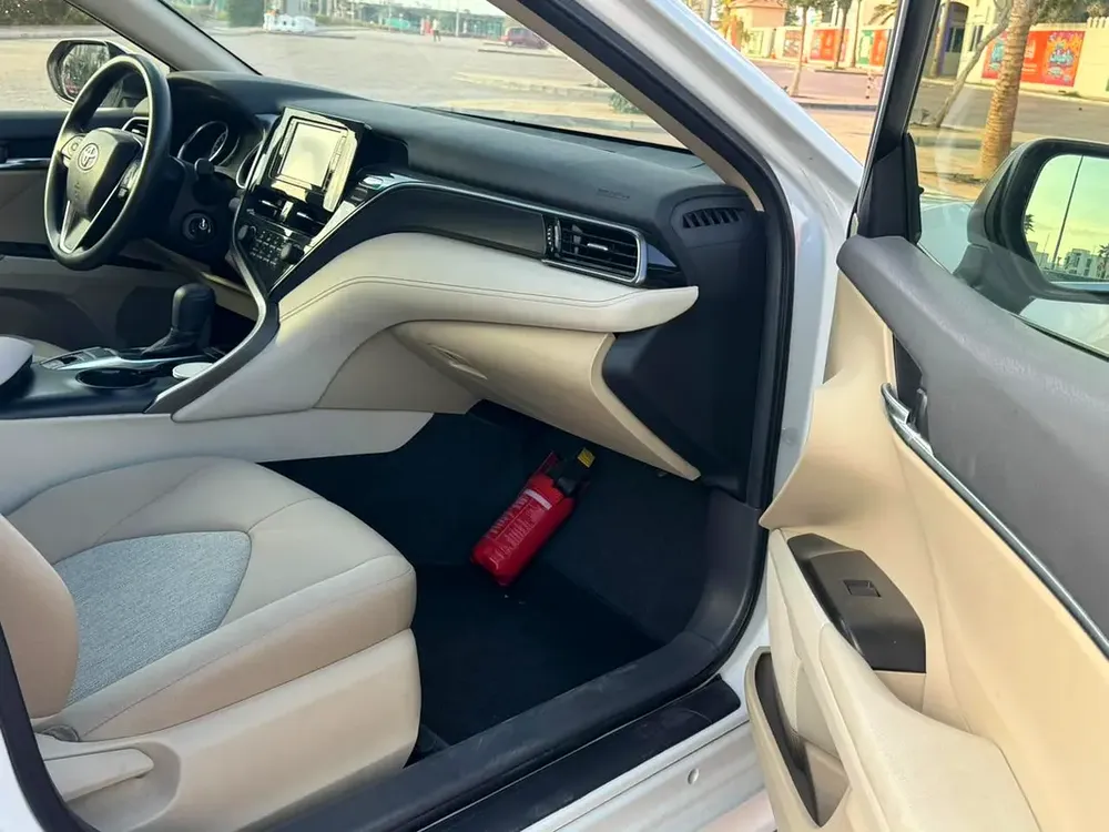 2023 Toyota Camry - Image 10