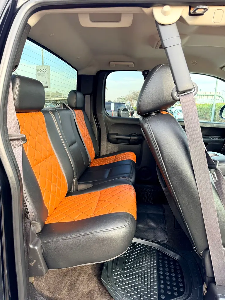 CHEVROLET LT SILVERADO SINGLE OWNER - Image 17