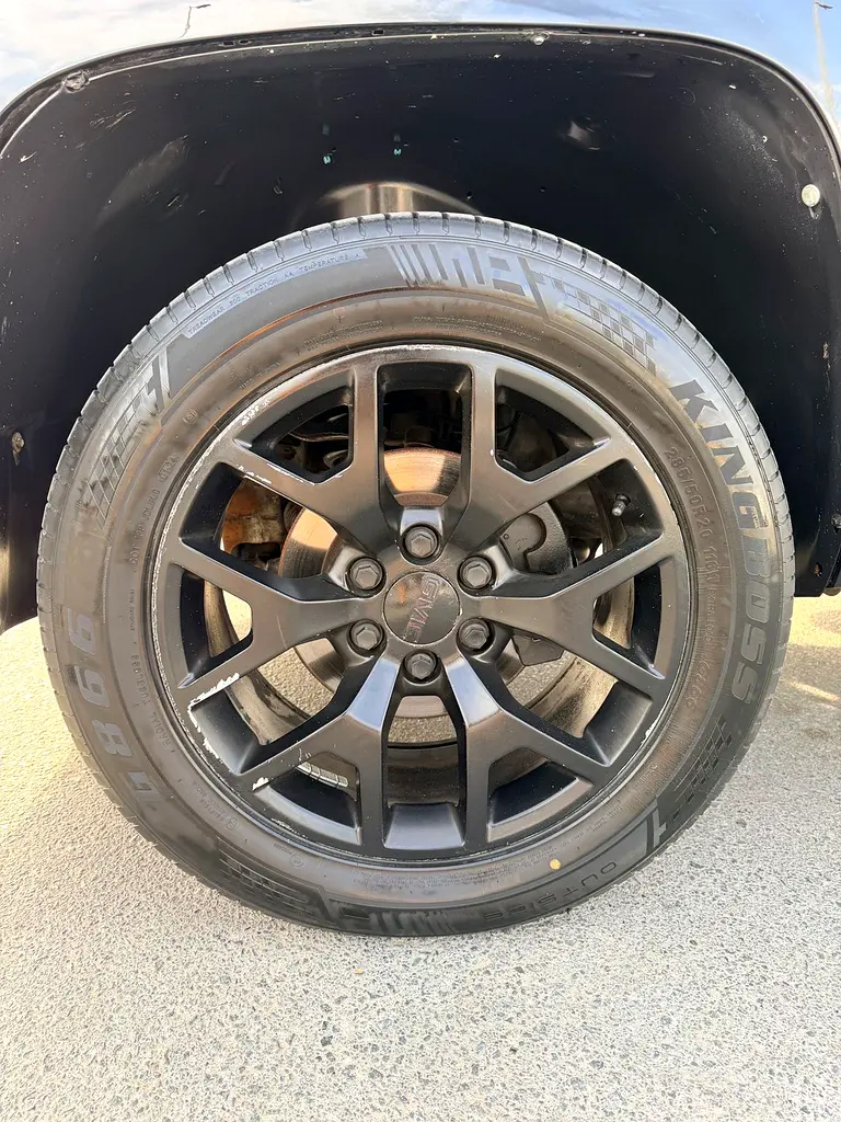 CHEVROLET LT SILVERADO SINGLE OWNER - Image 20
