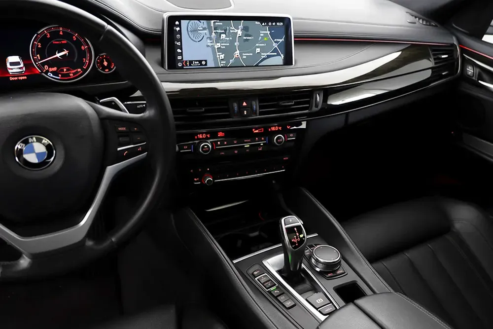 2,070 AED / 60 months | 0% DP | 2018 BMW X6 35i X Drive / Full-Service History - Image 10