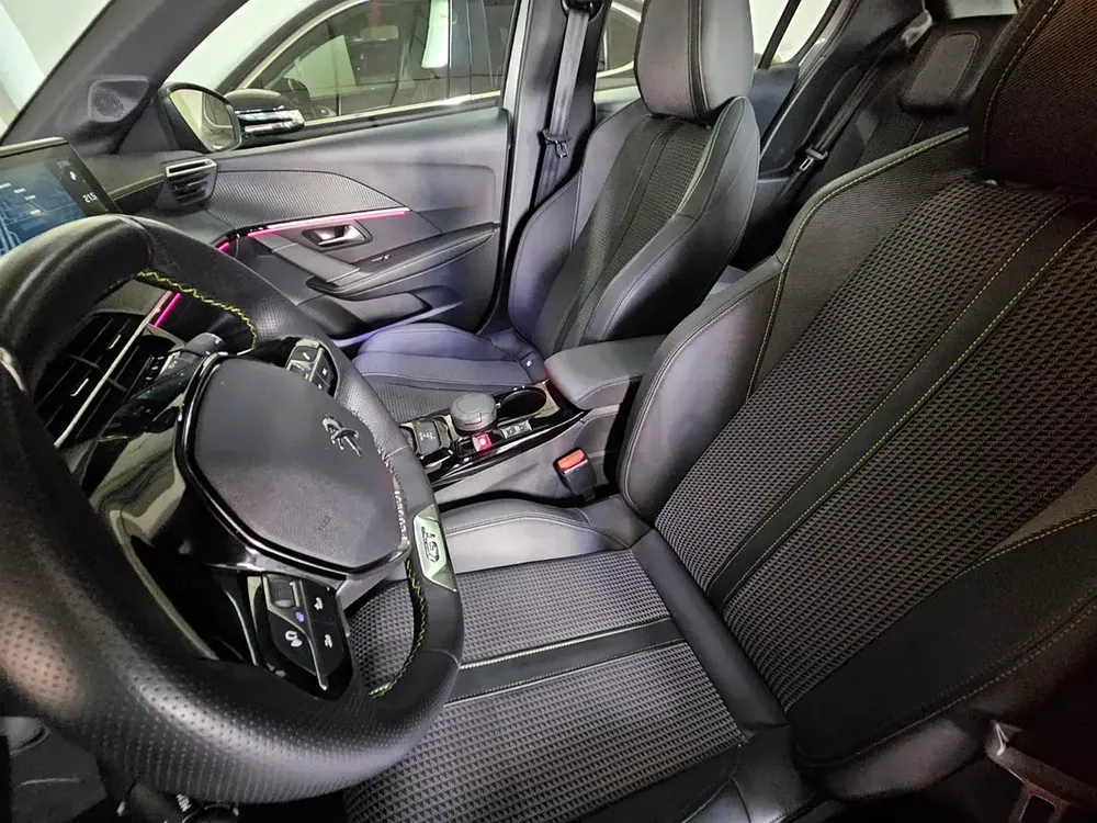 Peugeot 208 GT Line 2023 | GCC Specs | Warranty  Service - Image 5