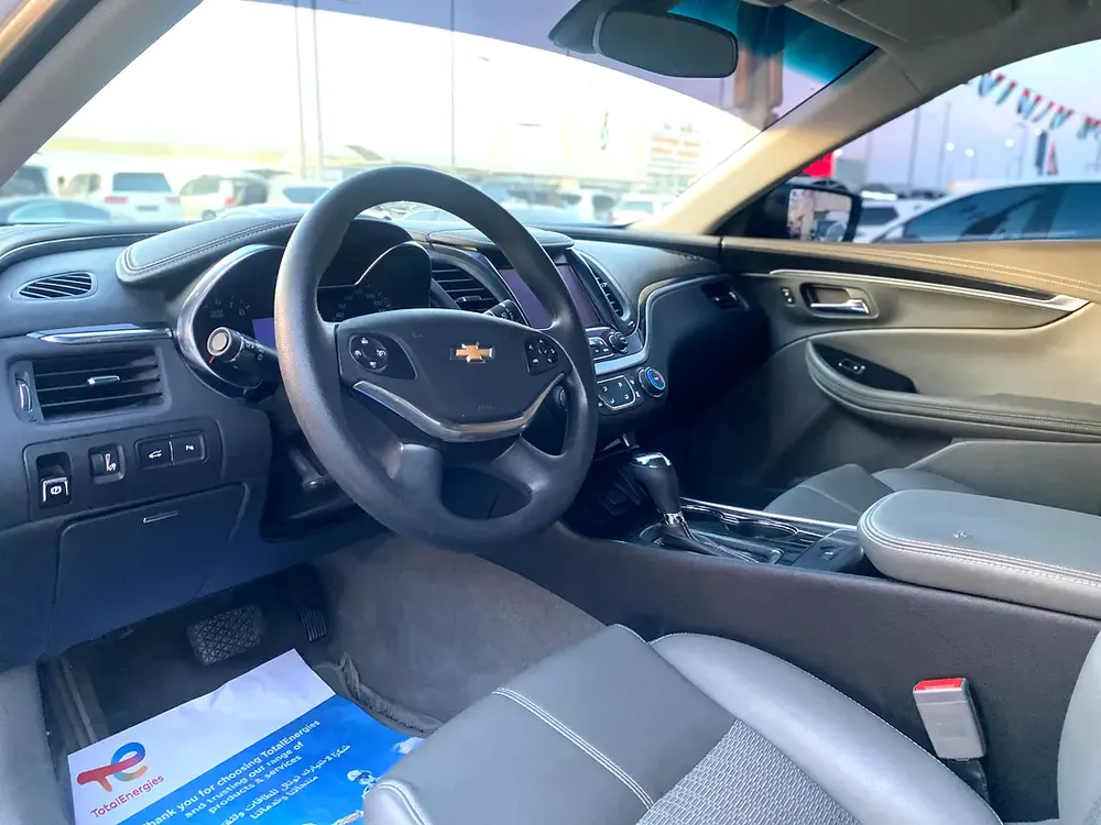 2019 Chevrolet Impala LT, white - Image 14