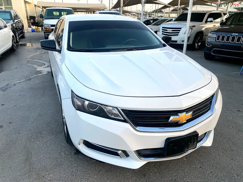 2019 Chevrolet Impala LT, white - Image 4