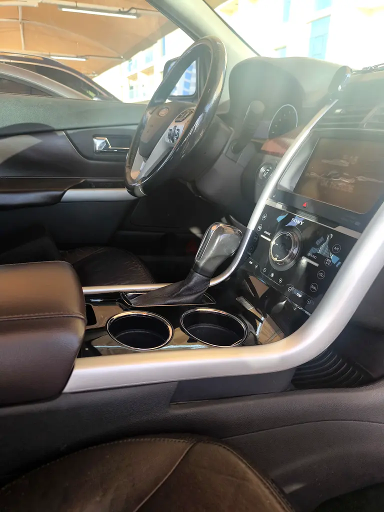 Ford Edge 2013 GCC Specs SUV - Image 4