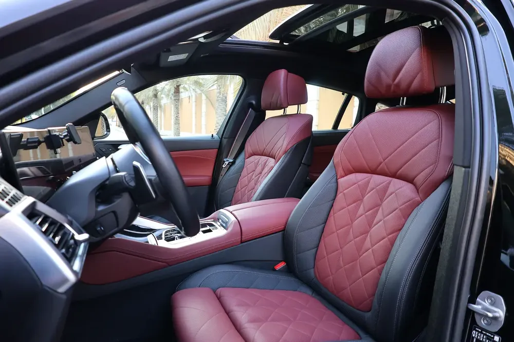 BMW X6 -Xdrive40i M SPORT-2023-65000KM-GCC SPECS-UNDER WARRANT-EXCELLENT CONDITION - Image 14