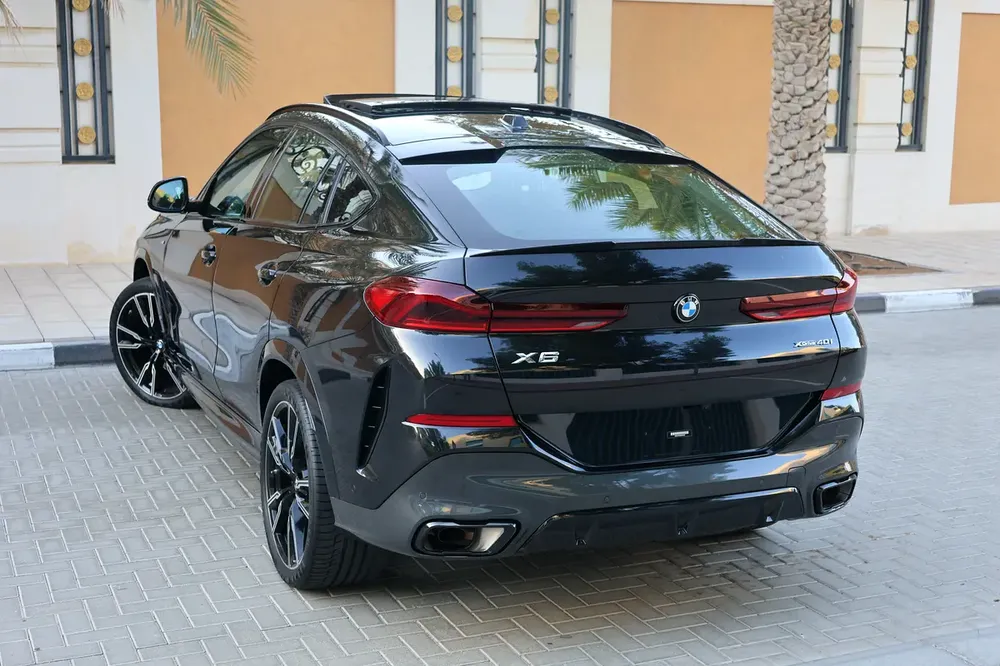 BMW X6 -Xdrive40i M SPORT-2023-65000KM-GCC SPECS-UNDER WARRANT-EXCELLENT CONDITION - Image 4