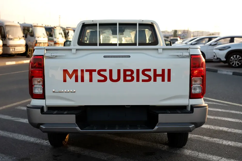 Mitsubishi L200 Single Cab 2026 DIESEL 4x4 Manual - Image 11