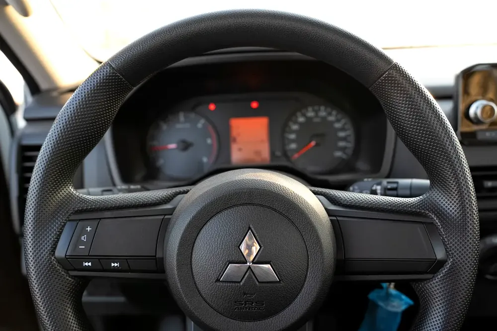 Mitsubishi L200 Single Cab 2026 DIESEL 4x4 Manual - Image 14