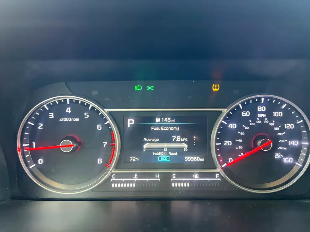 2021 KIA SORENTO EX - 2.5L V4 - Rear Camera  Sensor 4x4 - Leather Seats With Electric - Auto Trunk - Image 18