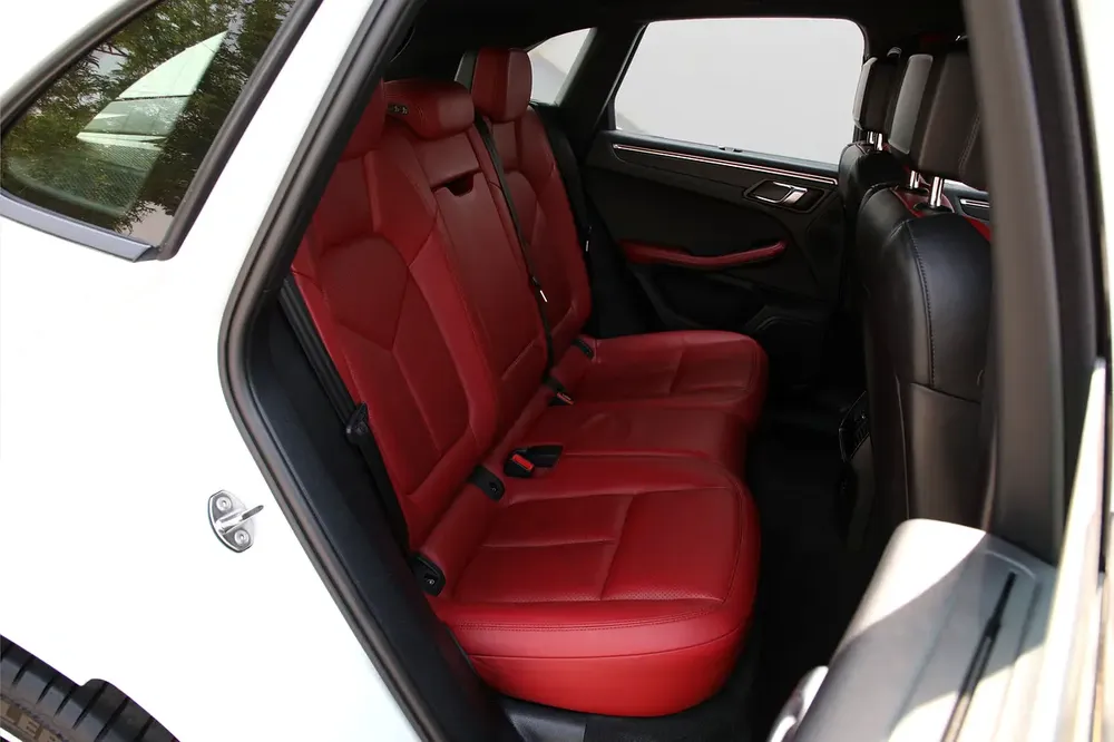 PORSCHE MACAN  2021 - GCC - FULLY LOADED - AMAZING CONDITION - Image 20