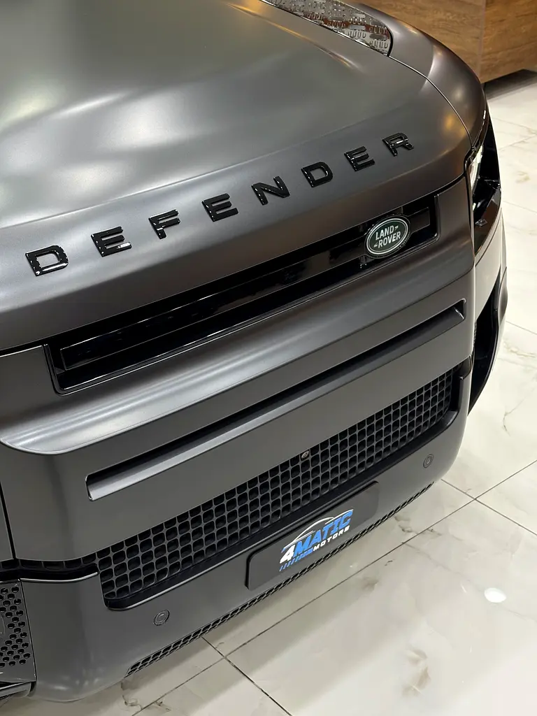 Land Rover Defender 110 V8 Edition P525 - Image 6