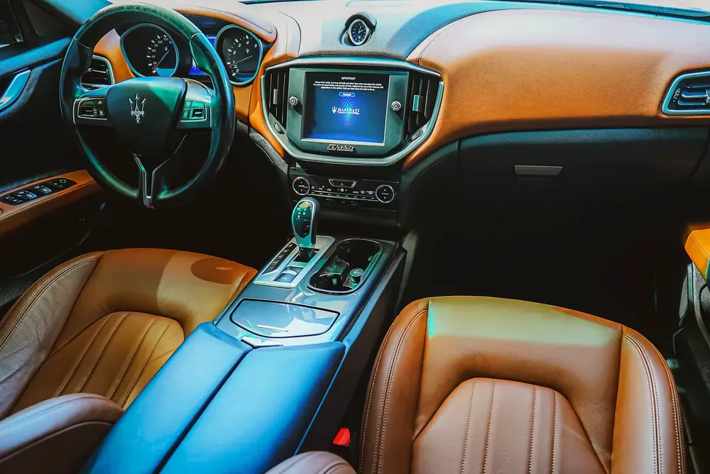 Maserati Ghibli 2015 GCC | Warranty | Flexible D.P. - Image 11