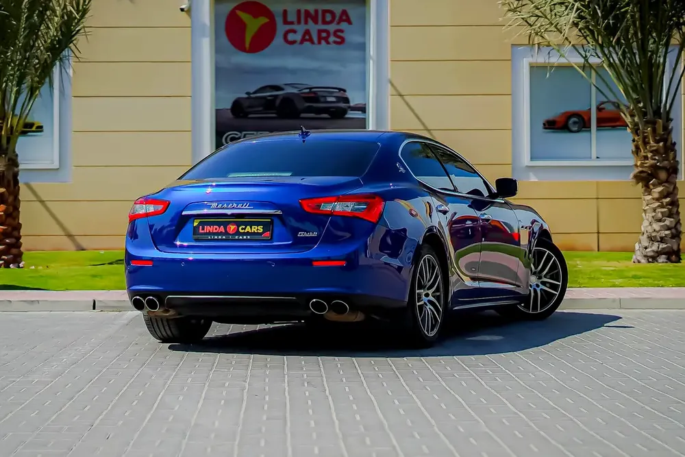 Maserati Ghibli 2015 GCC | Warranty | Flexible D.P. - Image 9