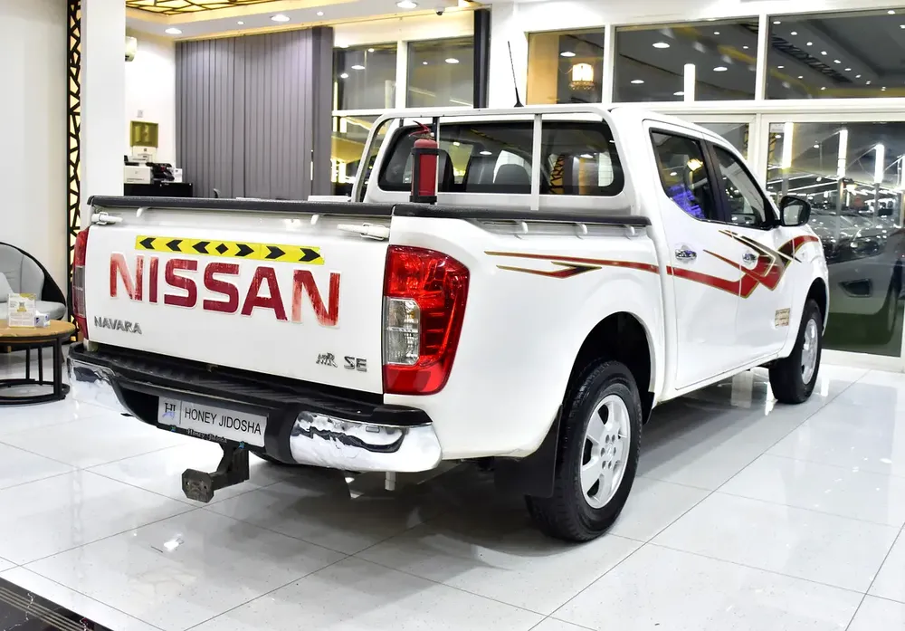 EXCELLENT DEAL for our Nissan Navara SE ( 2020 Model ) in White Color GCC Specs - Image 6