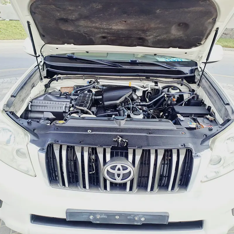Toyota Prado // Gcc space // Cylander 4 // Model 2011 // Good conditions - Image 9
