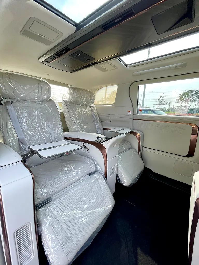 2026 Lexus Lm350 VIP Seats -- Where Business Class becomes First Class on wheels - Image 17
