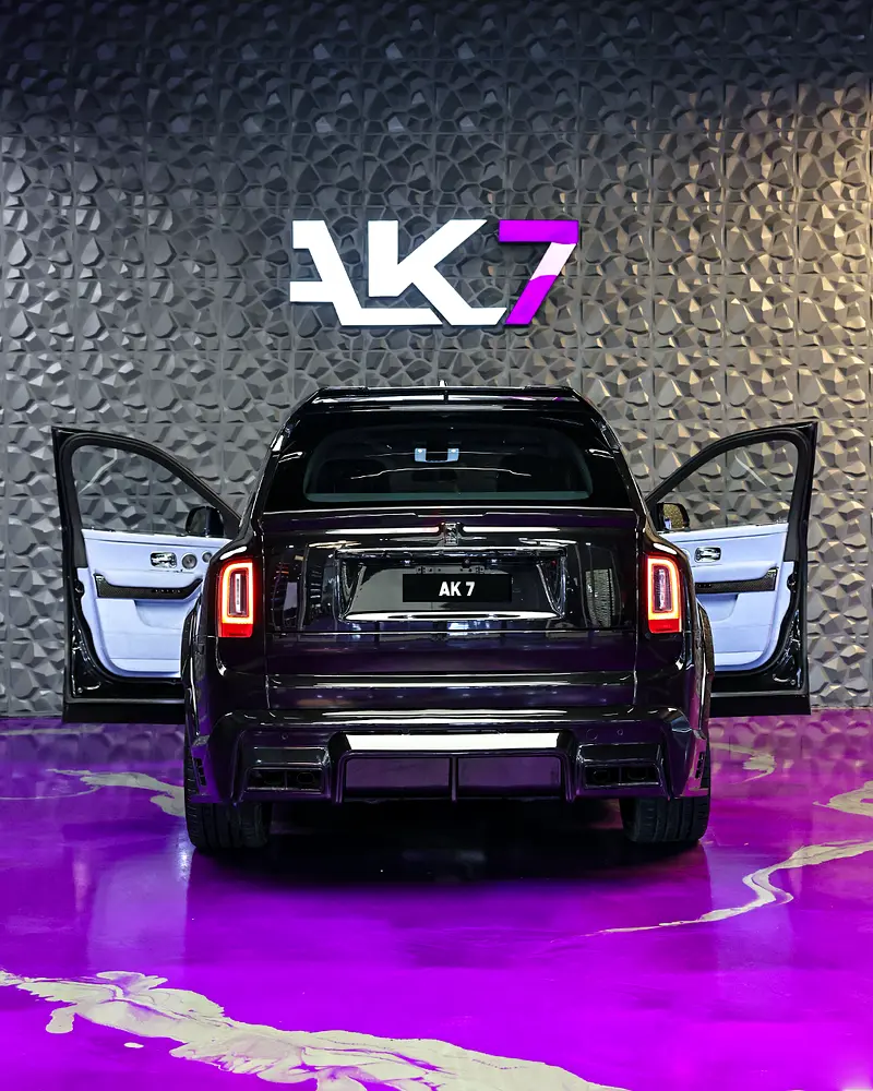 ROLLS-ROYCE CULLINAN BLACK BADGE - 2020 - EUROPE - Image 6