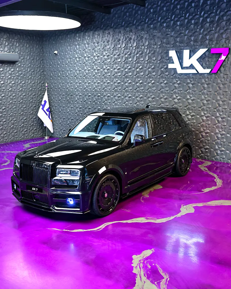 ROLLS-ROYCE CULLINAN BLACK BADGE - 2020 - EUROPE - Image 8