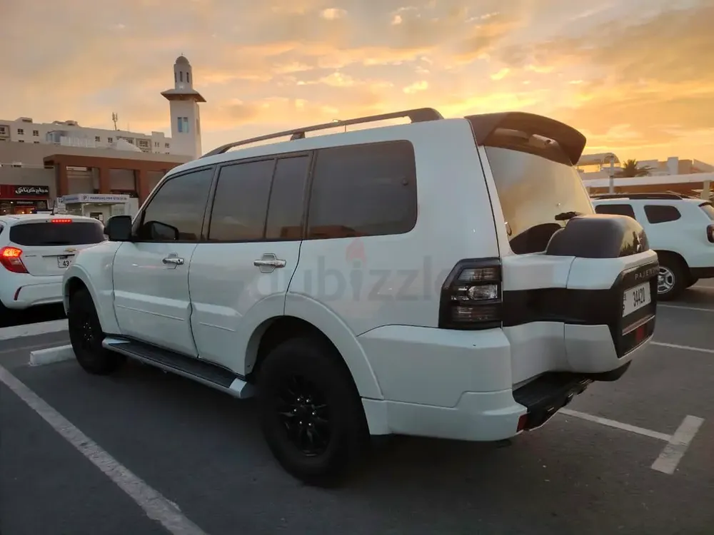 Mitsubishi Pajero 2015 GLS | GCC - Image 7